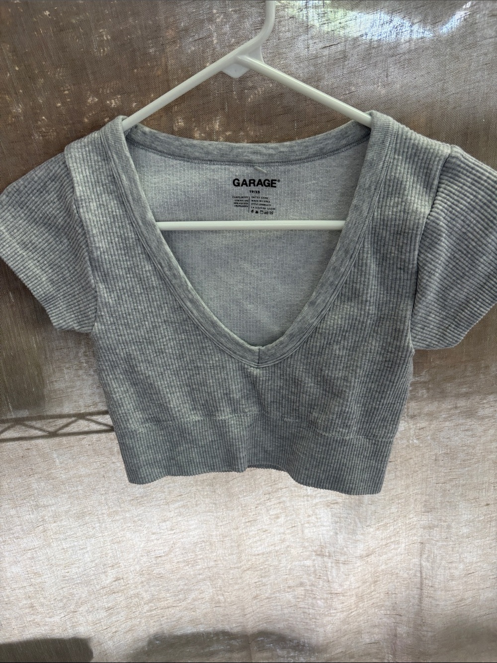 Garage Ribbed V-Neck Crop Top in Gray